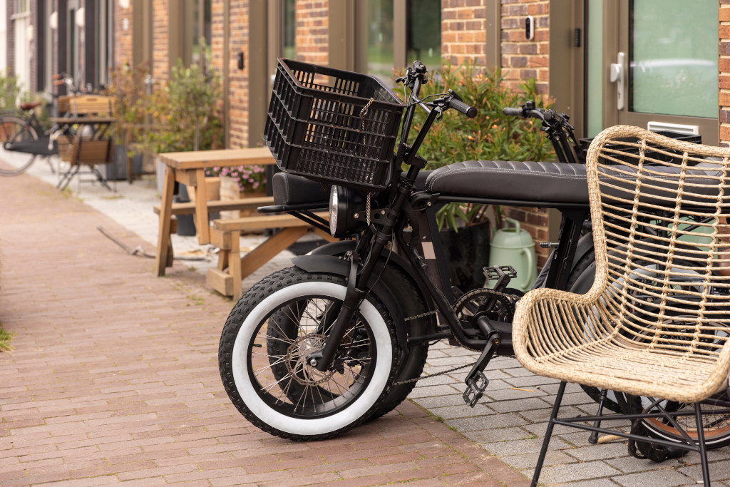 delivery ebike in the city